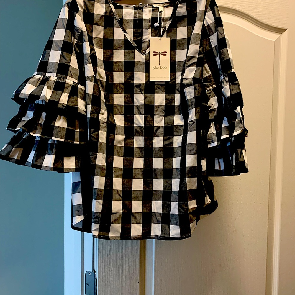 Black & White  Gingham Top BNWT. Size S